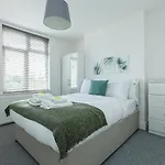 Spacious 3Br House, 8 Min Kensal Green, Nw London