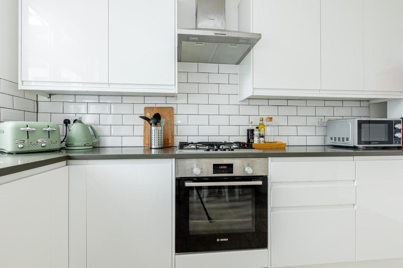 Spacious 3br House, 8 Min Kensal Green, Nw Londra